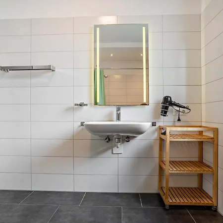 Haus K 102 Tatil Evi Röbel